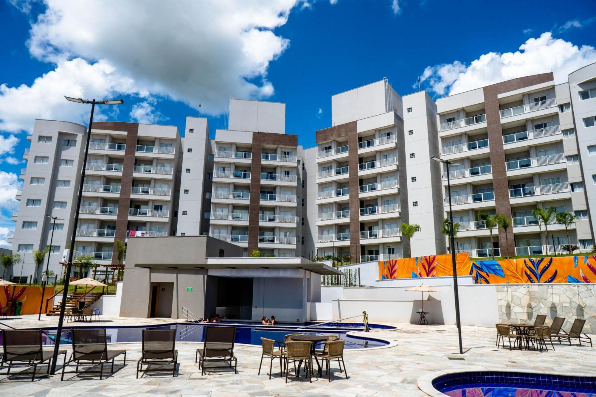 Lagoa EcoTowers Resort - Acesso gratuito ao Lagoa Termas Parque e Ecopraia Caldas Novas Exterior foto