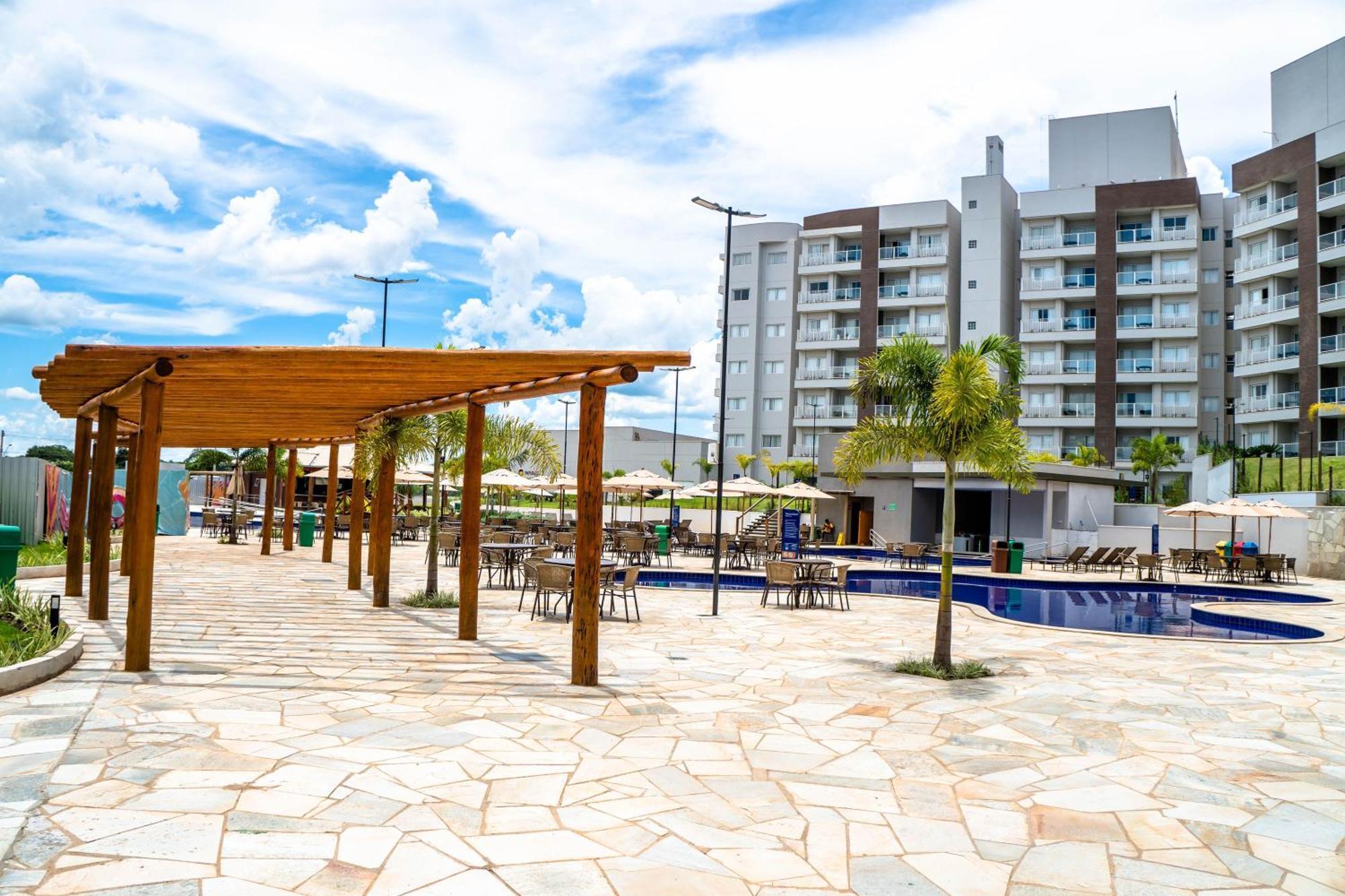 Lagoa EcoTowers Resort - Acesso gratuito ao Lagoa Termas Parque e Ecopraia Caldas Novas Exterior foto